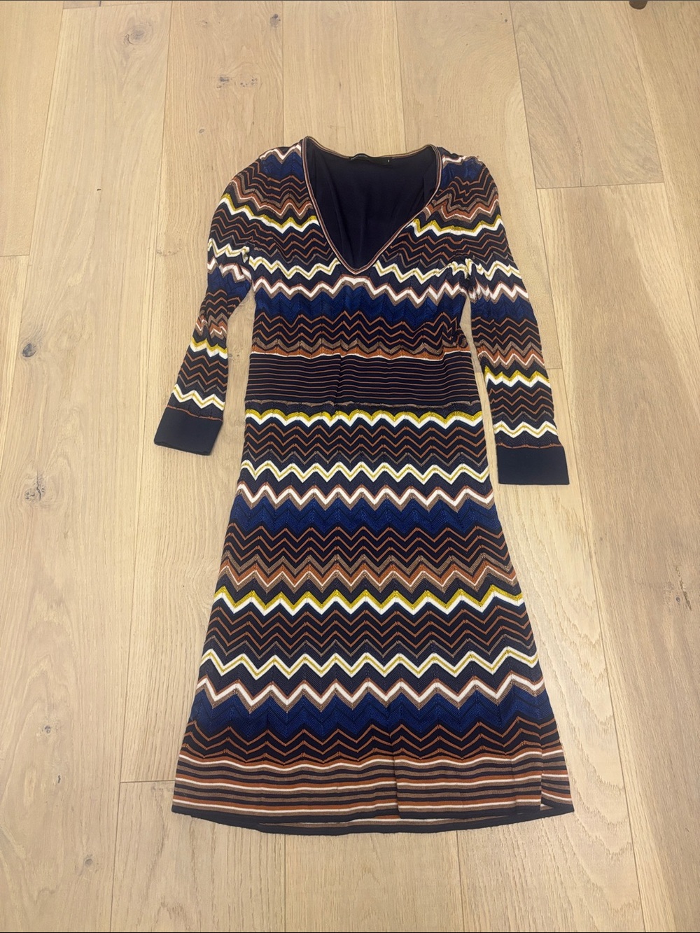 Karen Millen Navy, Brown, Cream & Yellow Chevron Knit V‑Neck Dress